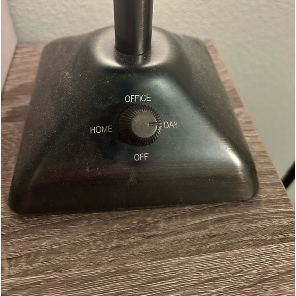 Vanity mirror - Picture 2 of 3